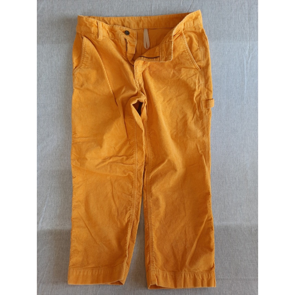 The North Face Womens 10 Corduroy Mid Rise‎ Straight Leg Button Zip Capri Pants